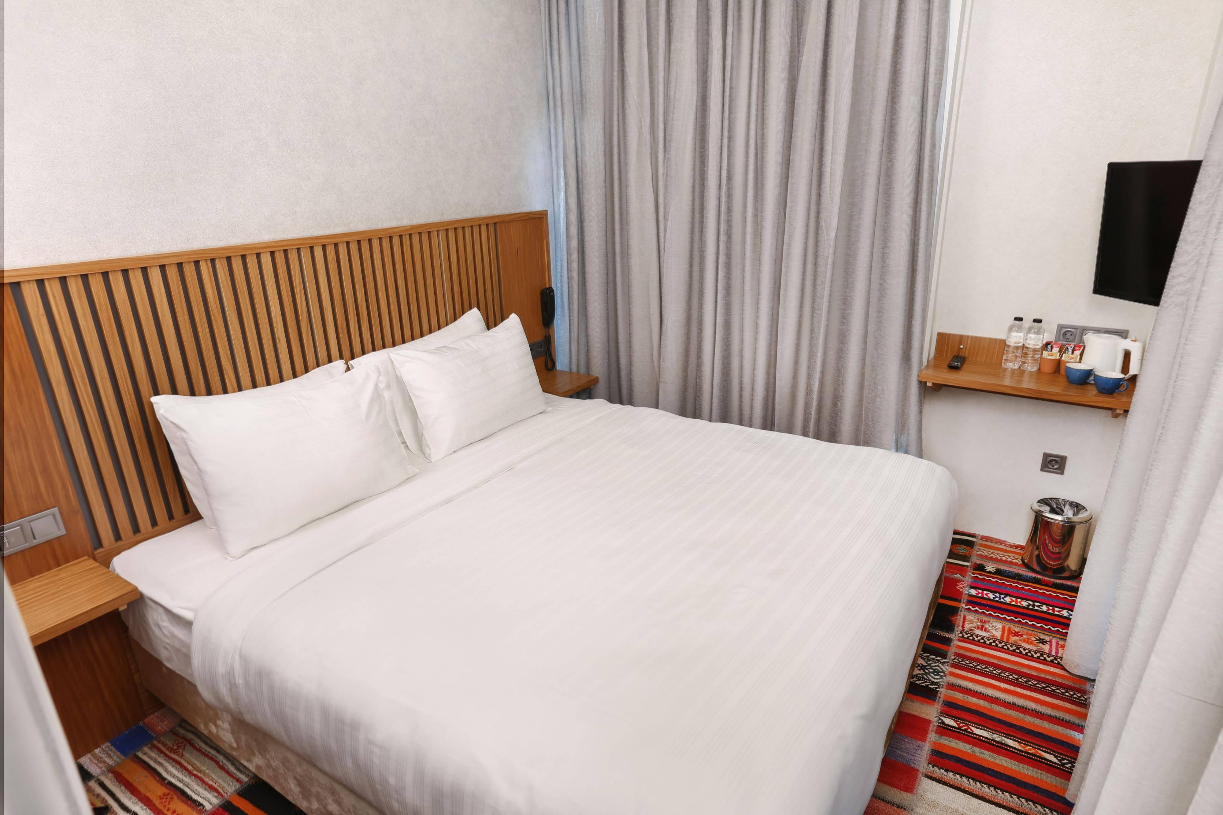 Discovery Hotel Istanbul Exterior foto